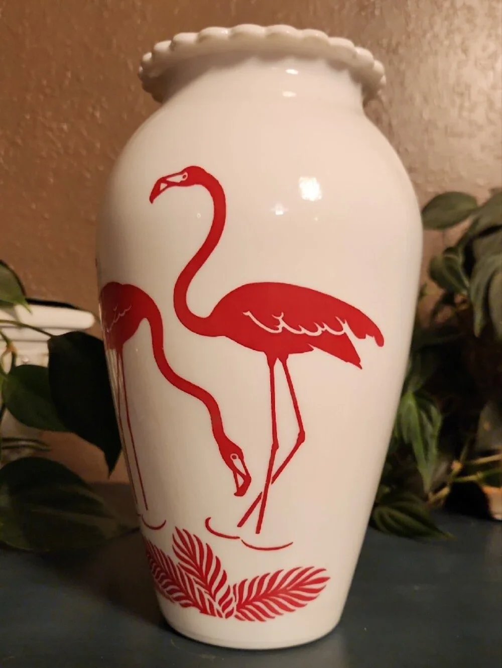 Anchor Hocking Vitrock Milk Glass Vase with Red Flamingo Motif LIKE NEW